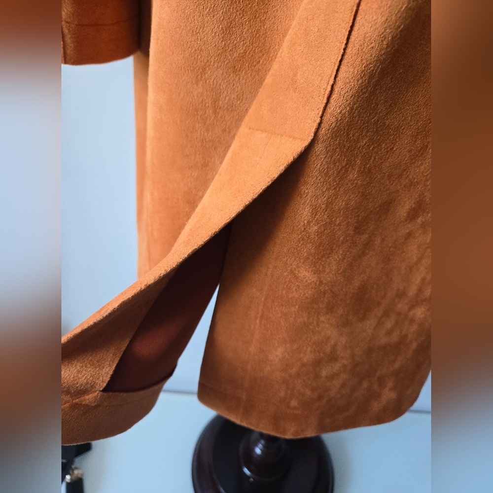 Bagatelle Burnt Orange Soft Faux Suede Ooen Front Jacket. Size M - Picture 8 of 14